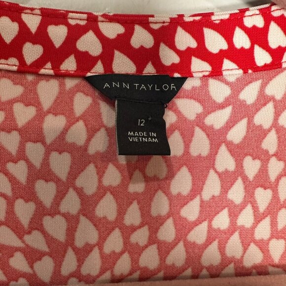 Ann Taylor Heart Jersey Wrap Dress Size 12 Red White Stretch Travel Work - Picture 5 of 8